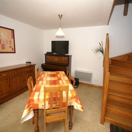 Holiday Home With Garden In Brainville Luaran gambar